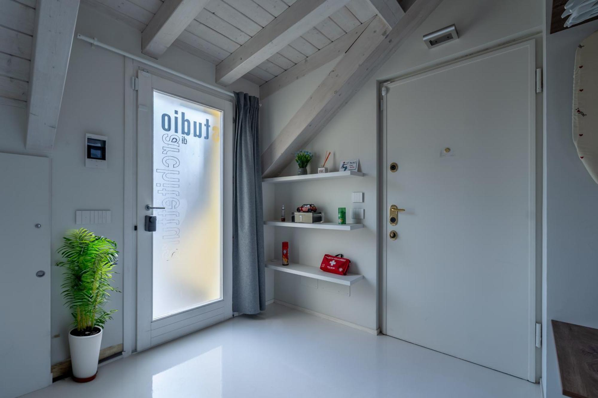Corso Vibes - Wifi - Next To Metro Apartment Milan